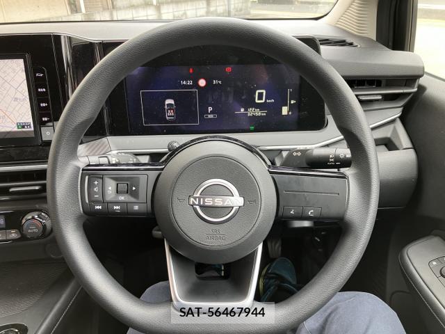 Nissan NOTE 2021-08 8216201-8