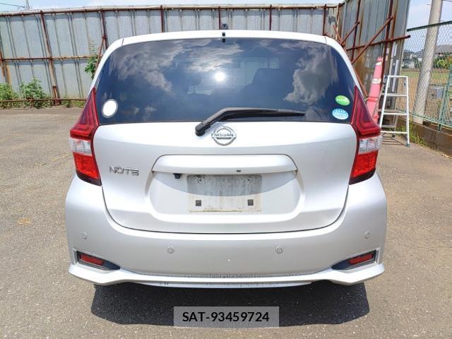 Nissan NOTE 2019-07 8216642-1