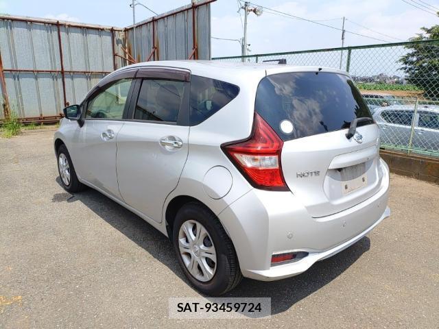 Nissan NOTE 2019-07 8216642-5