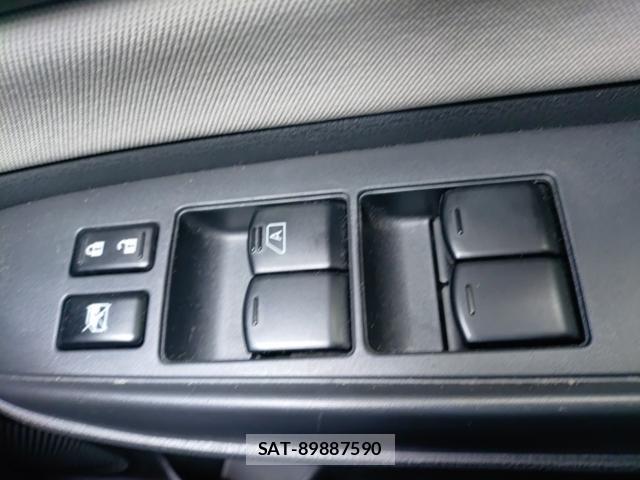 Nissan NOTE 2019-07 8216654-13