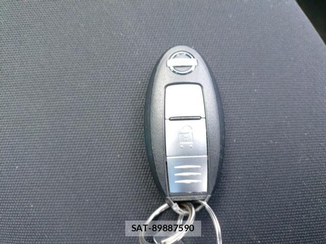Nissan NOTE 2019-07 8216654-14