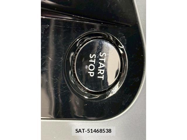 Nissan NOTE 2022-02 8216902-6