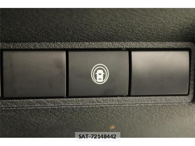 Nissan NOTE 2022-04 8216940-5