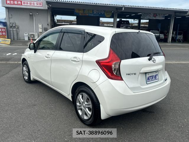 Nissan NOTE 2013-05 8217315-10