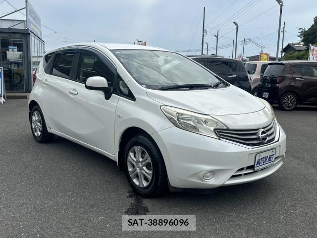 Nissan NOTE 2013-05 8217315-9