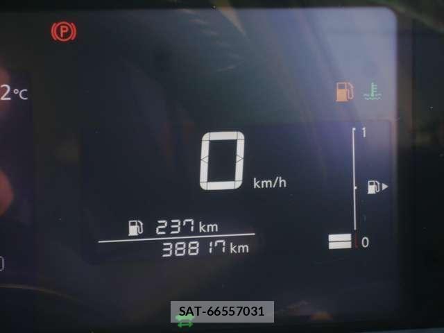 Nissan NOTE 2023-06 8218157-14