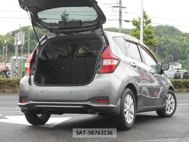 Nissan NOTE 2017-01 8218166-1