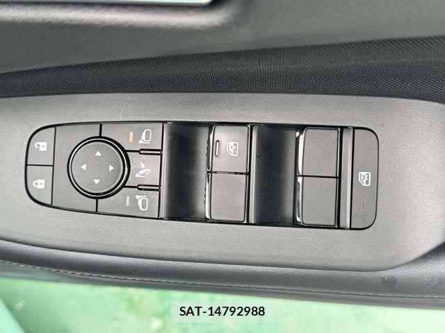 Nissan NOTE 2022-11 8218202-14