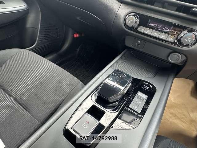 Nissan NOTE 2022-11 8218202-6