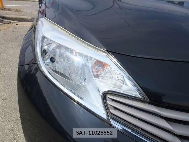 Nissan NOTE 2013-11 8218497-6