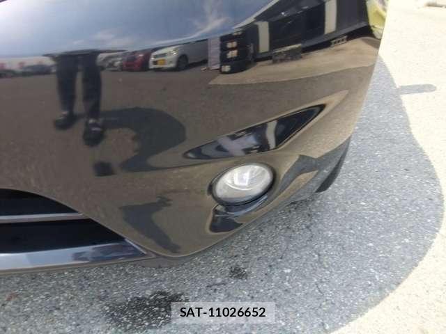 Nissan NOTE 2013-11 8218497-8