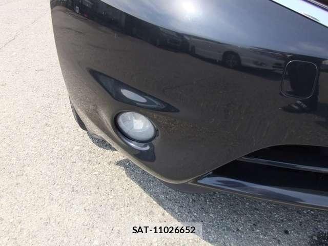 Nissan NOTE 2013-11 8218497-9