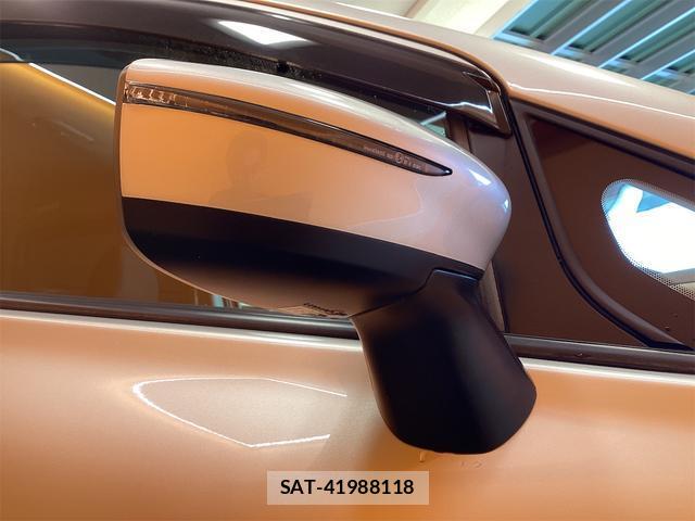 Nissan NOTE 2018-11 8218680-13