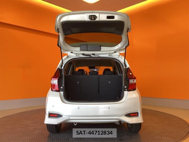 Nissan NOTE 2019-11 8218683-17