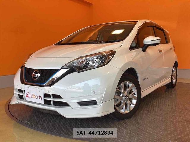 Nissan NOTE 2019-11 8218683-9