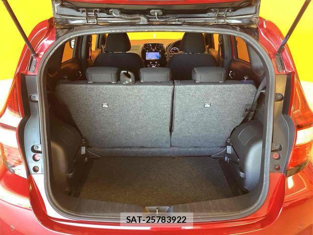 Nissan NOTE 2018-08 8218695-17