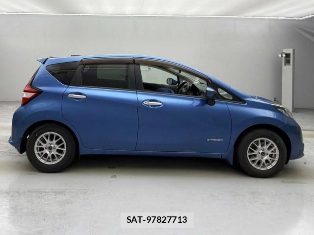 Nissan NOTE 2019-09 8218953-8