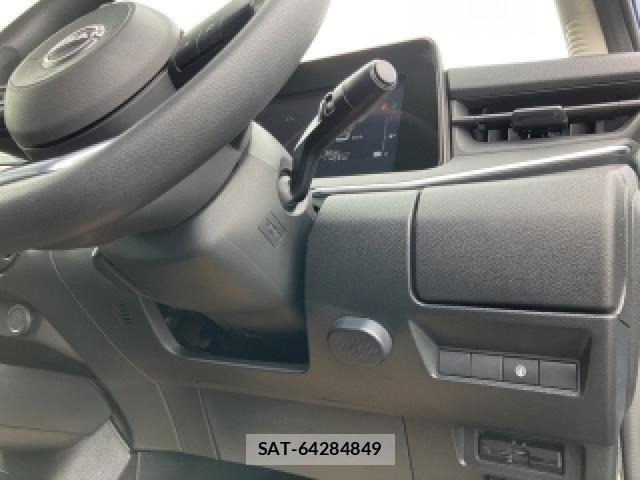 Nissan NOTE 2022-03 8218981-4