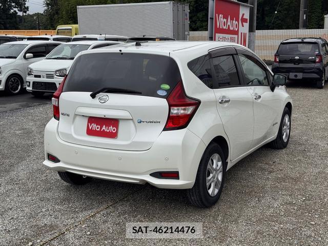 Nissan NOTE 2017-06 8219230-15