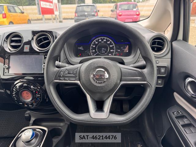 Nissan NOTE 2017-06 8219230-16