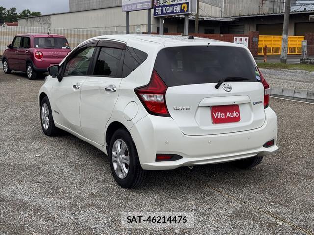 Nissan NOTE 2017-06 8219230-2
