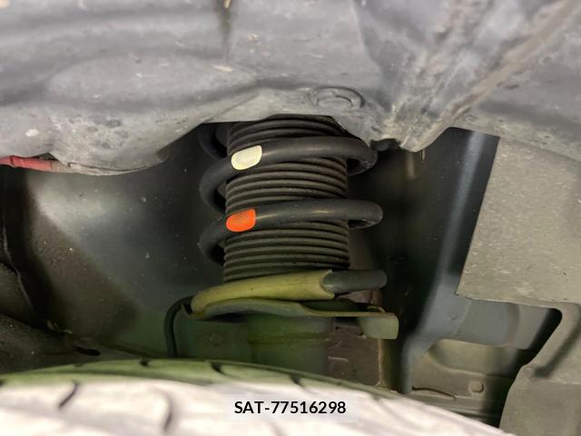 Nissan NOTE 2018-02 8219347-19