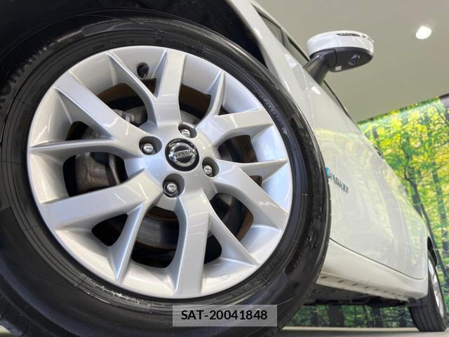Nissan NOTE 2019-06 8219371-12
