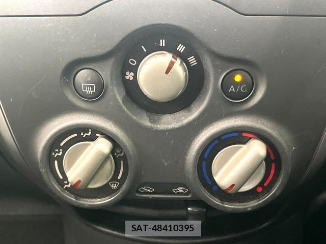 Nissan NOTE 2015-06 8219435-6