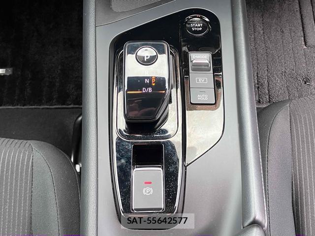 Nissan NOTE 2021-11 8219744-9