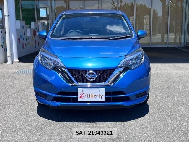 Nissan NOTE 2018-05 8219751-4