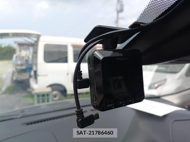 Nissan NOTE 2019-07 8219971-16