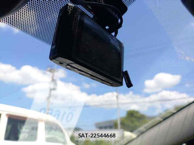 Nissan NOTE 2021-07 8219975-16