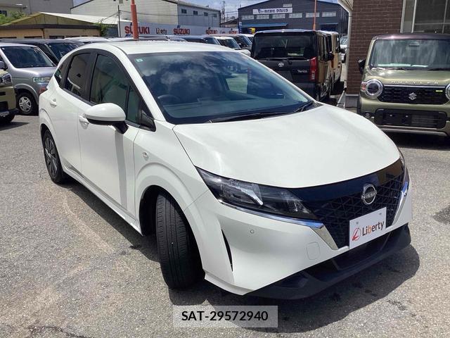 Nissan NOTE 2022-05 8220159-6