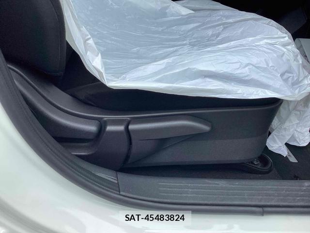 Nissan NOTE 2022-06 8220164-11