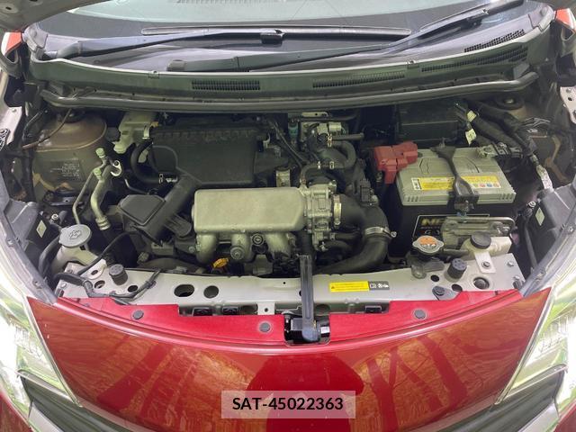 Nissan NOTE 2015-01 8220412-17