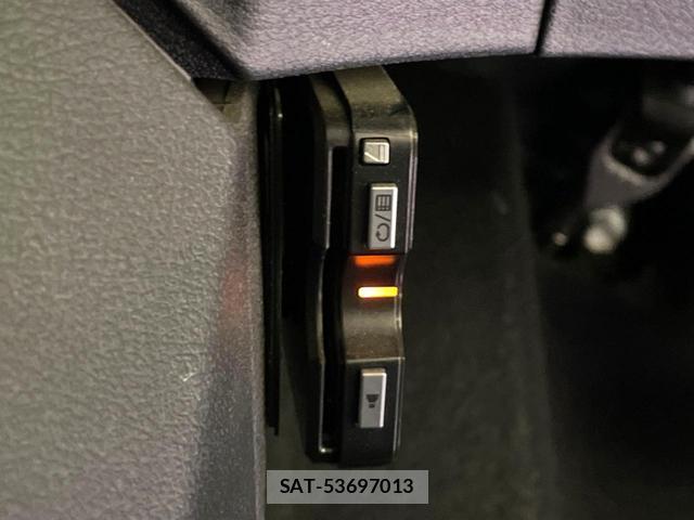 Nissan NOTE 2021-09 8220544-6