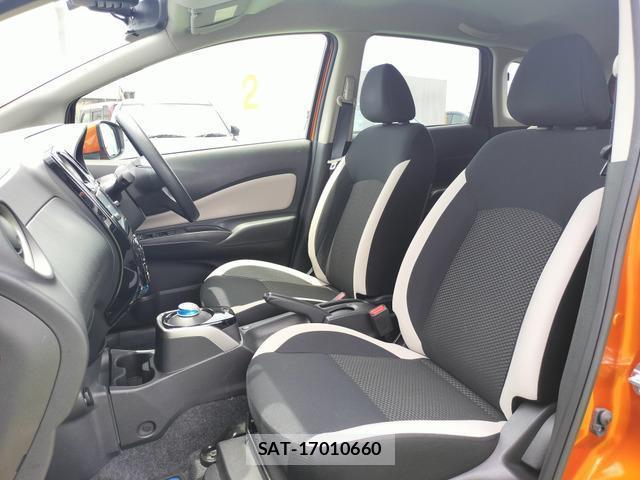 Nissan NOTE 2016-11 8220599-13