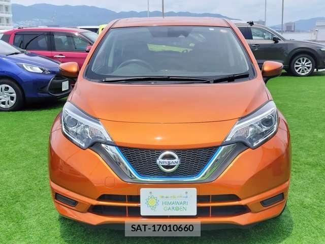 Nissan NOTE 2016-11 8220599-16