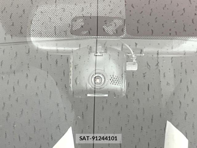 Nissan NOTE 2017-04 8220748-4