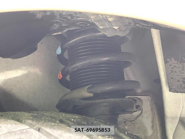 Nissan NOTE 2018-05 8220750-19