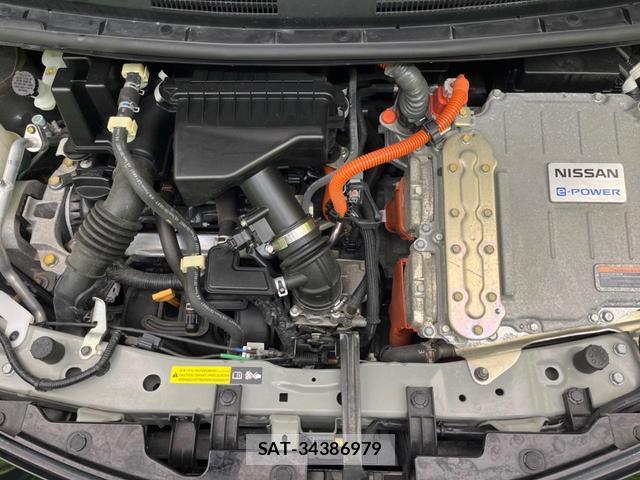Nissan NOTE 2019-07 8221139-17
