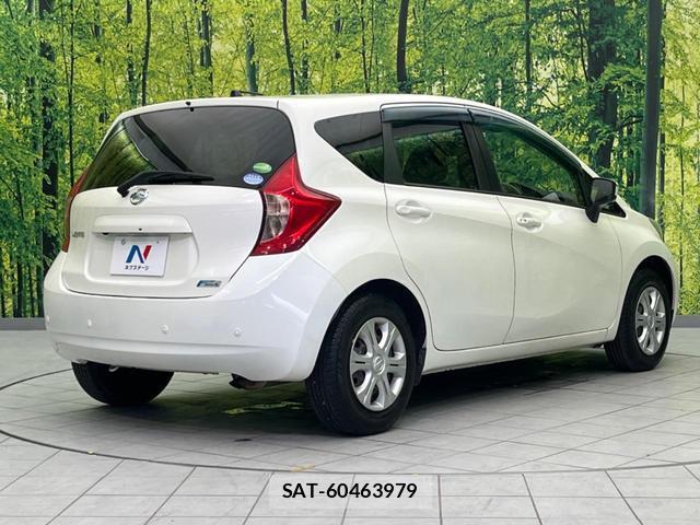 Nissan NOTE 2016-07 8221152-16