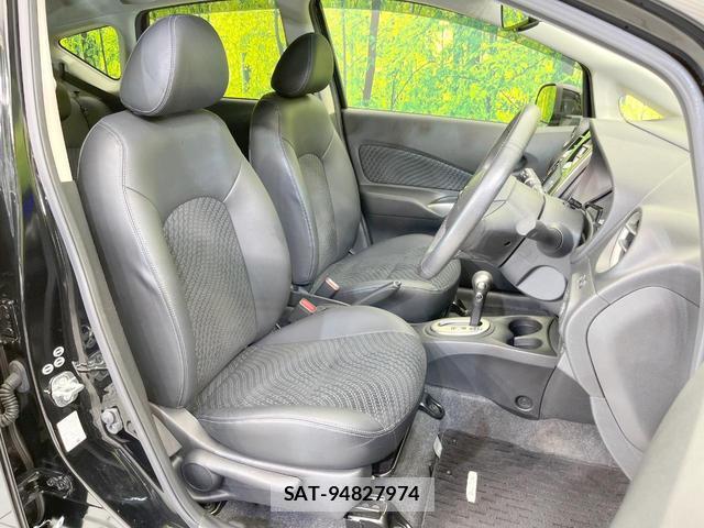 Nissan NOTE 2013-06 8221231-4
