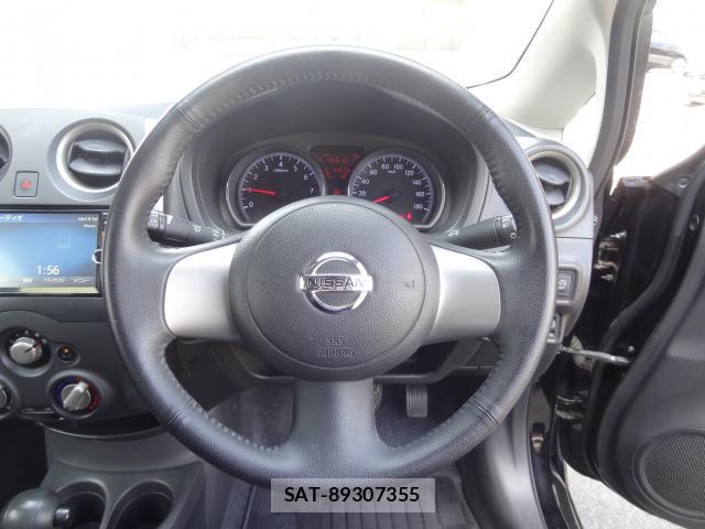 Nissan NOTE 2013-03 8221261-12