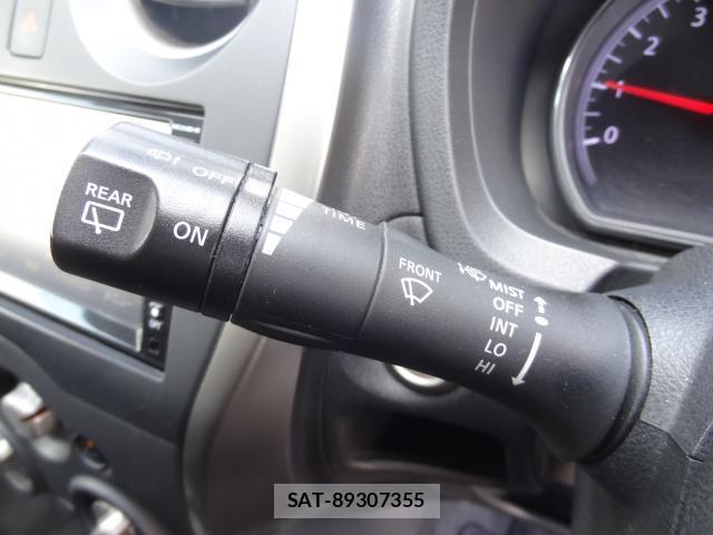 Nissan NOTE 2013-03 8221261-13