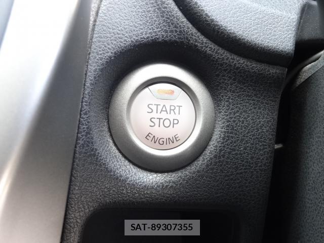 Nissan NOTE 2013-03 8221261-7
