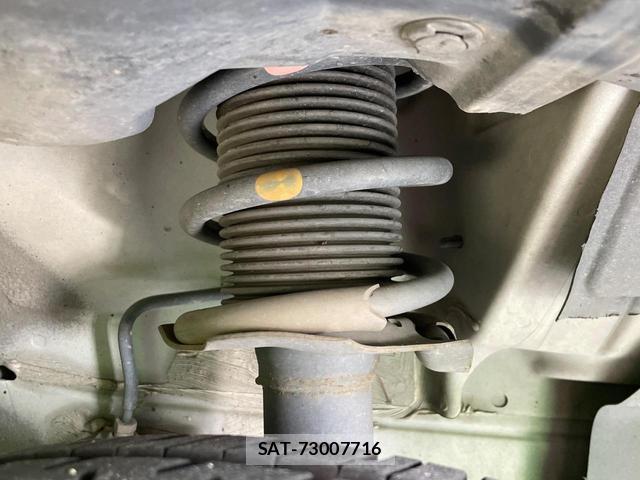 Nissan NOTE 2018-09 8221284-19
