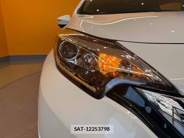 Nissan NOTE 2018-08 8221303-16