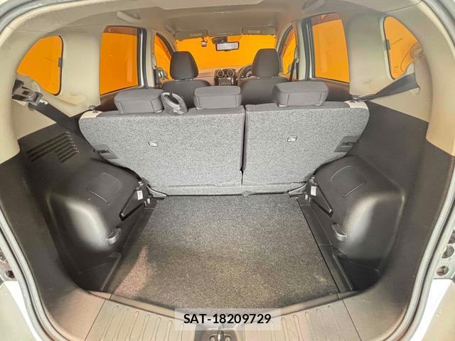 Nissan NOTE 2017-06 8221306-12