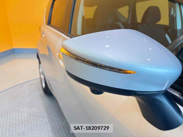 Nissan NOTE 2017-06 8221306-13